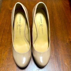 Brand New Chinese Laundry Women’s Wow Pumps beige size 8.5